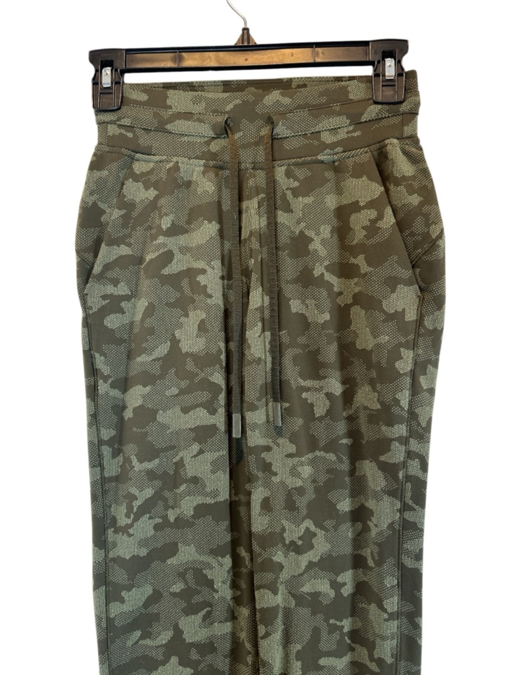 Lululemon Ready Olive Green Camo Jogger Pants size 2 - Picture 2 of 7